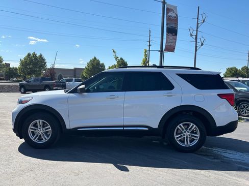 Used 2021 Ford Explorer XLT AWD/4WD image 8