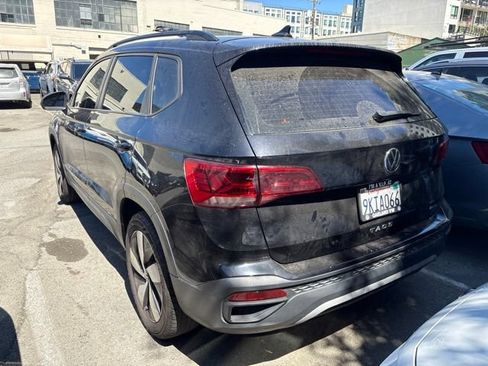 Certified 2023 Volkswagen Taos S AWD/4WD image 5