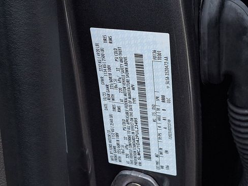 Used 2023 Lincoln Corsair AWD image 26