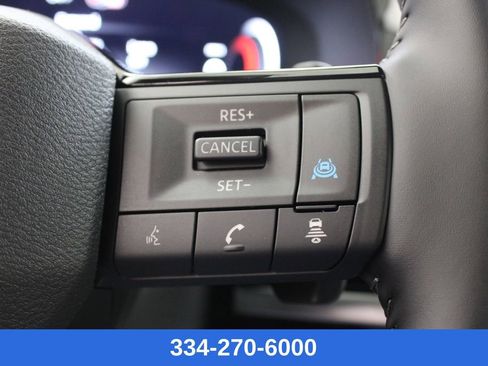 New 2026 Nissan Pathfinder SL image 24