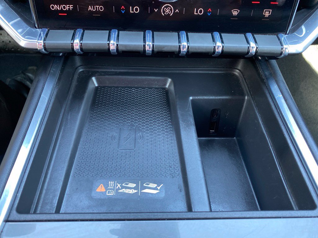 Used 2025 GMC Acadia Elevation FWD image 18