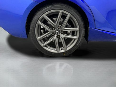 Used 2020 Lexus IS 300 F Sport w/ Blackline Edition image 8