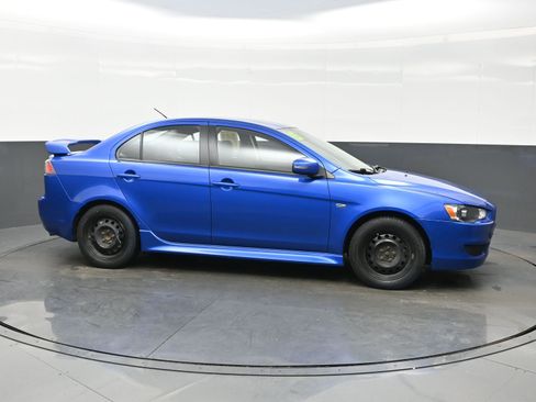 Used 2015 Mitsubishi Lancer ES image 7