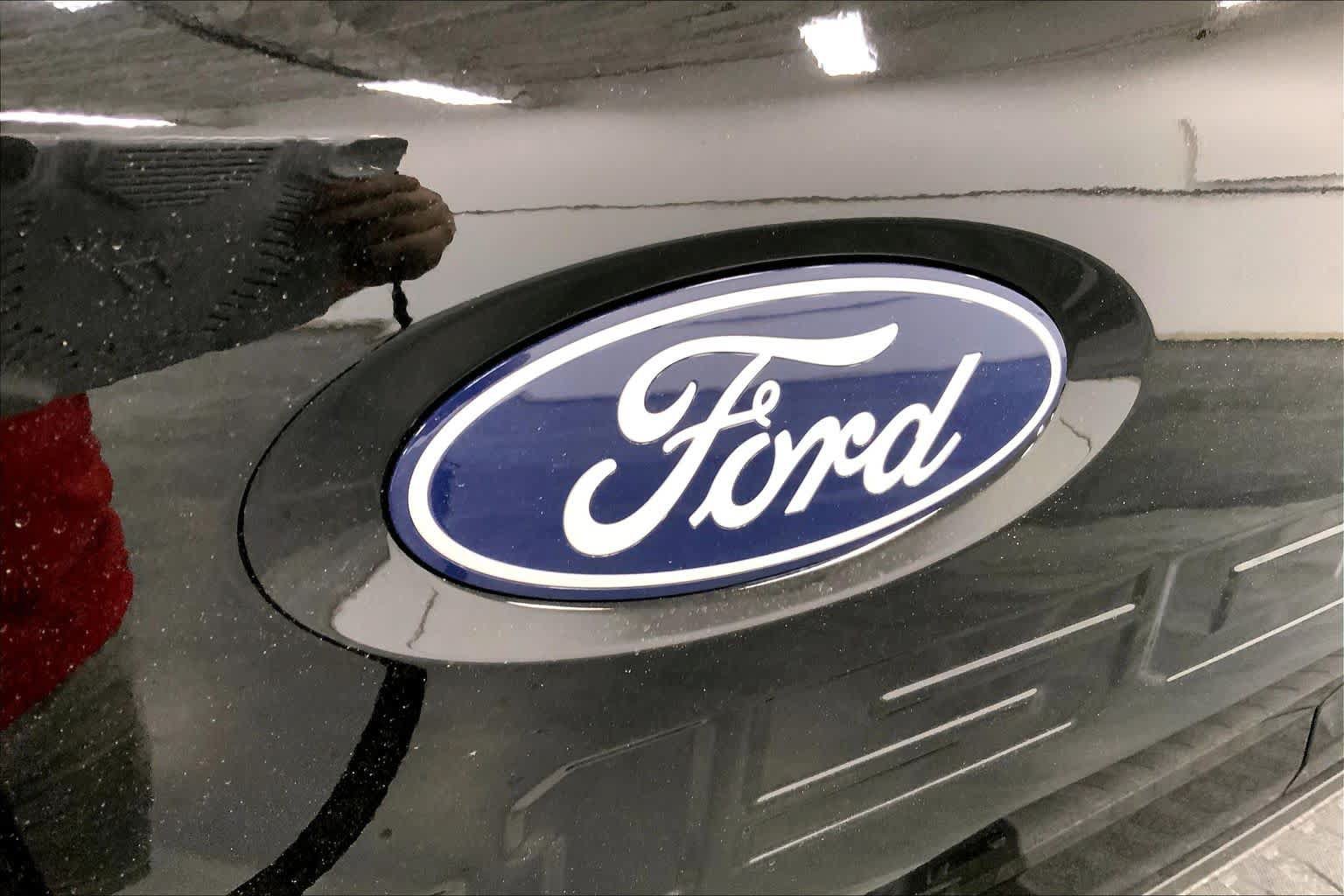 New 2026 Ford F150 King Ranch w/ Equipment Group 601A High AWD/4WD image 12