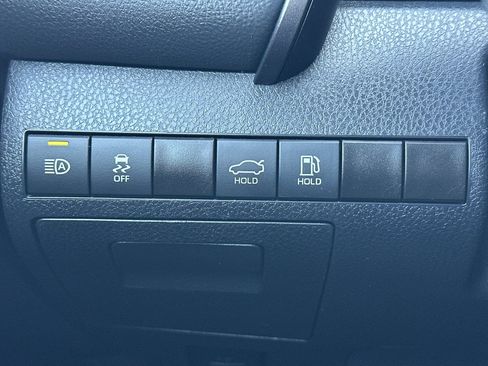 Used 2024 Toyota Camry LE image 33