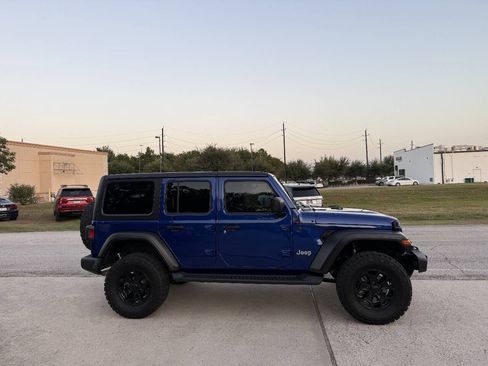 Used 2020 Jeep Wrangler Unlimited Sport AWD/4WD image 33