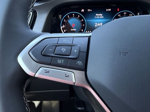 New 2026 Volkswagen Atlas Cross Sport SE image 27