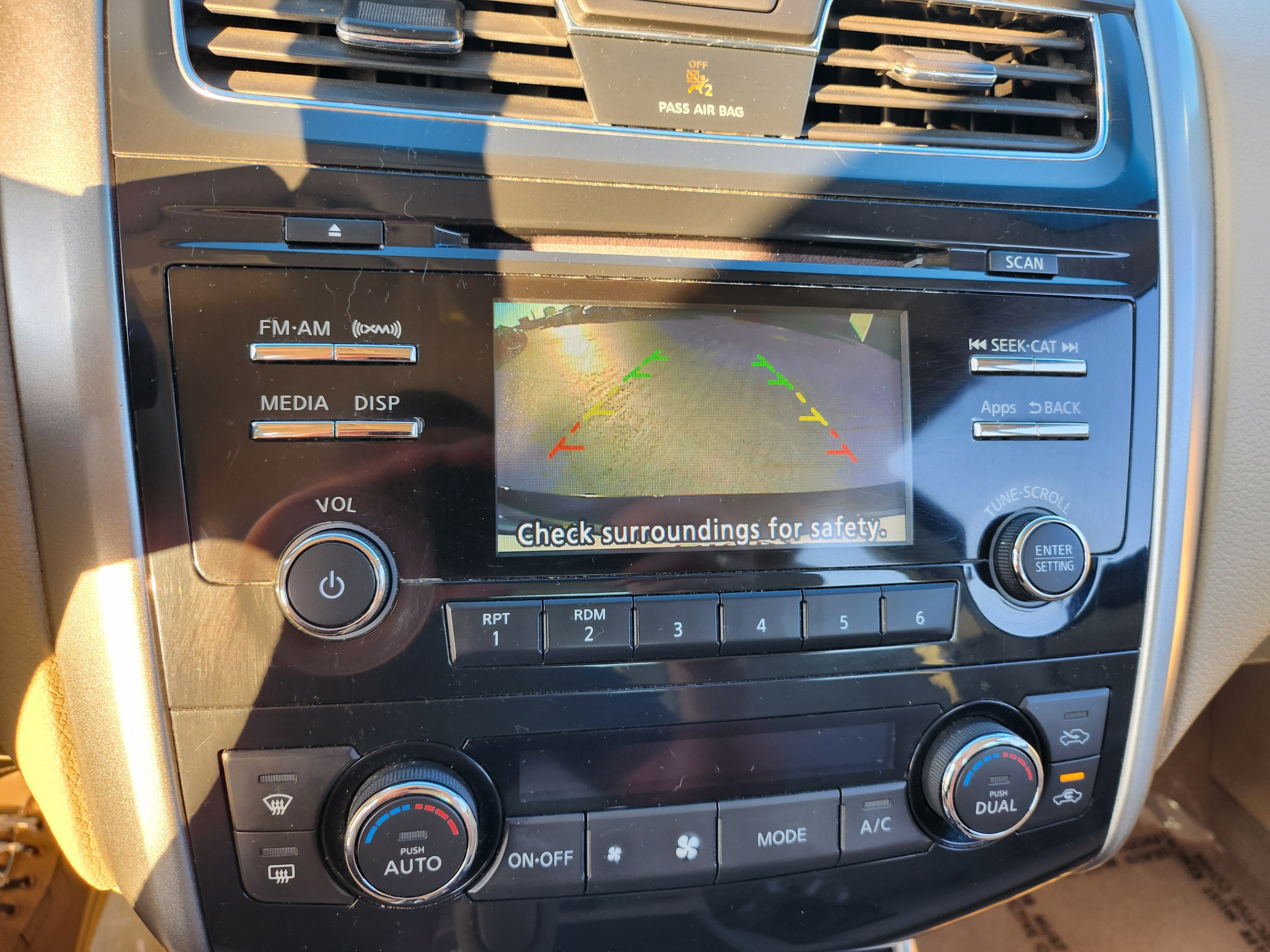 Used 2014 Nissan Altima 2.5 SV FWD image 15