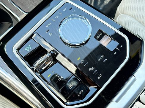 New 2026 BMW i7 eDrive50 w/ Premium Package image 33