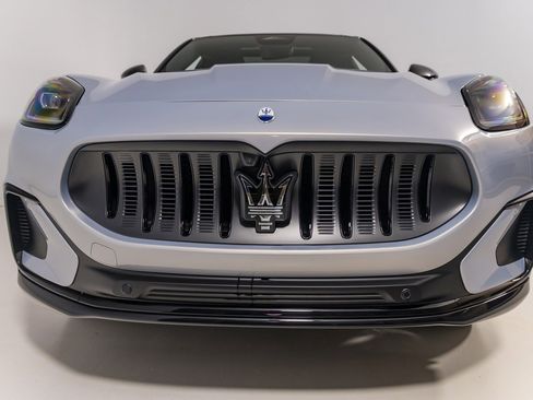 New 2025 Maserati Grecale Folgore image 35