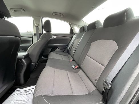 Certified 2024 Kia Forte LXS w/ LXS Technology Package image 25