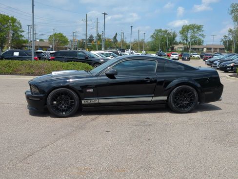 Used 2007 Ford Mustang GT RWD image 5