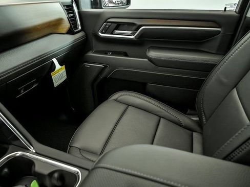 New 2026 GMC Sierra 2500 Denali w/ Denali Reserve Package image 19