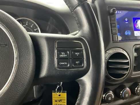 Used 2013 Jeep Wrangler Unlimited Sport image 17