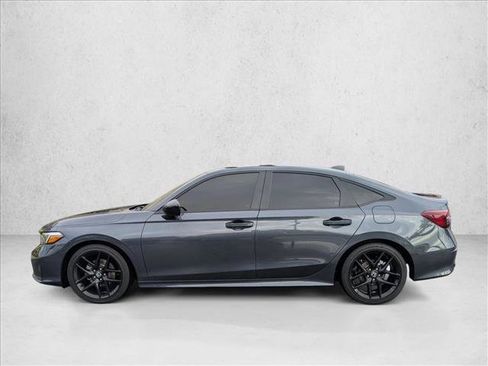 Used 2025 Honda Civic Sport image 9