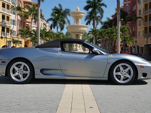 Used 2005 Ferrari 360 Spider RWD image 3