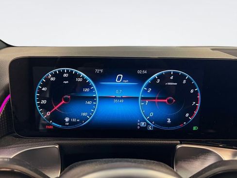 Certified 2022 Mercedes-Benz GLB 250 4MATIC image 25