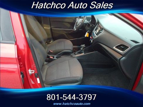 Used 2018 Hyundai Accent SE image 18