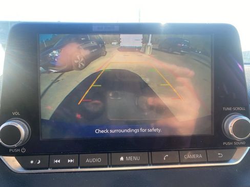 Used 2022 Nissan Sentra SV image 22