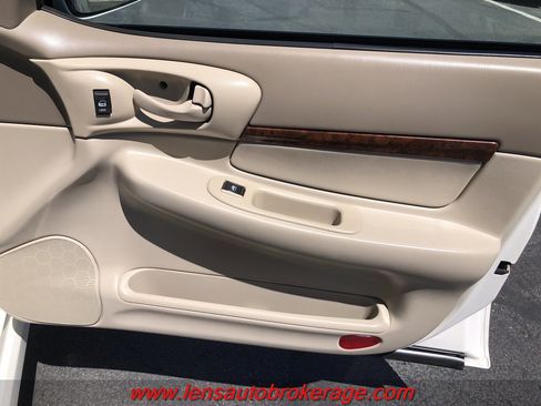 Used 2002 Chevrolet Impala LS w/ Preferred Equipment Group FWD image 21