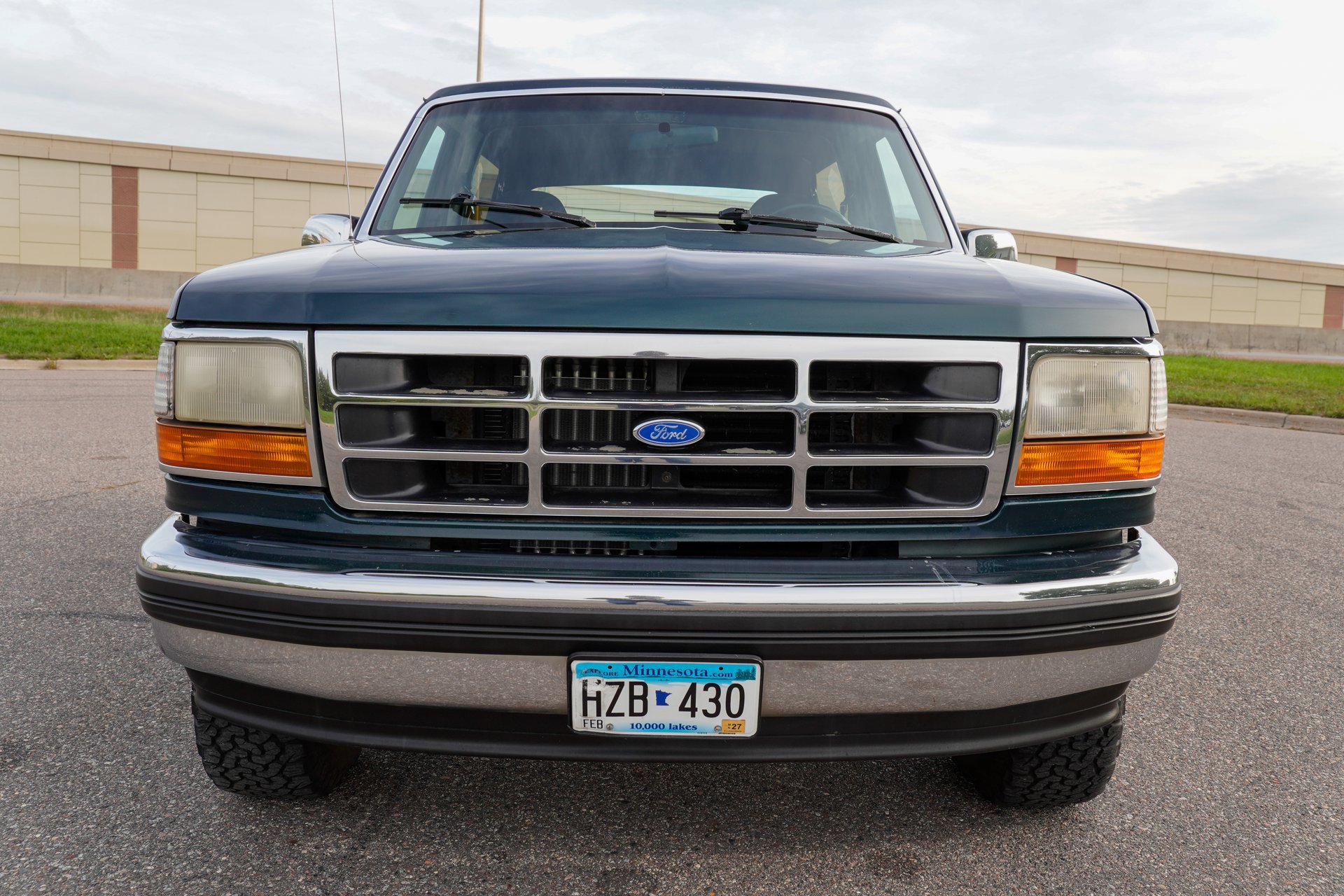 Used 1993 Ford Bronco Custom AWD/4WD image 9