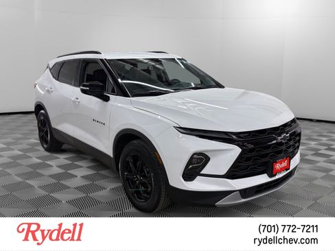 Used 2023 Chevrolet Blazer LT w/ Midnight/Sport Edition AWD/4WD image 7