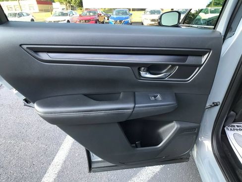 Certified 2025 Honda CR-V LX image 25