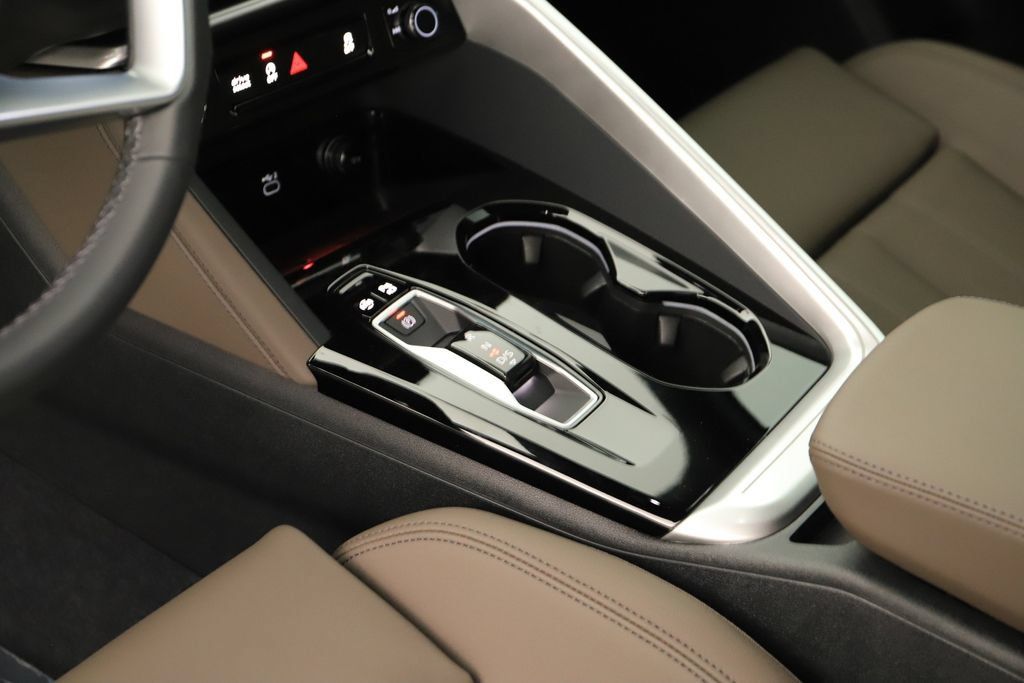New 2026 Audi Q5 Premium Plus AWD/4WD image 17