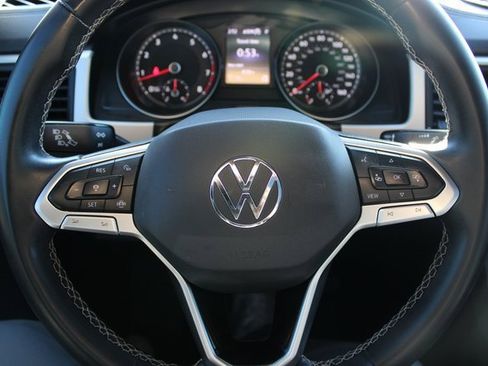 Used 2021 Volkswagen Atlas Cross Sport SE image 22