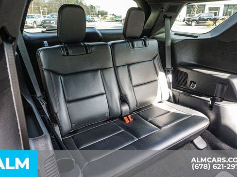 Used 2025 Ford Explorer ST-Line image 22