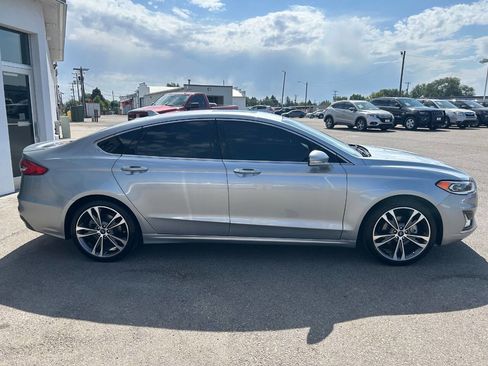 Used 2020 Ford Fusion Titanium image 4