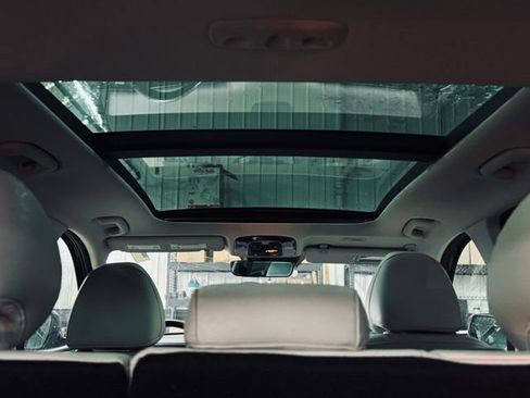 Used 2023 Hyundai Tucson Limited w/ Winter Package image 24