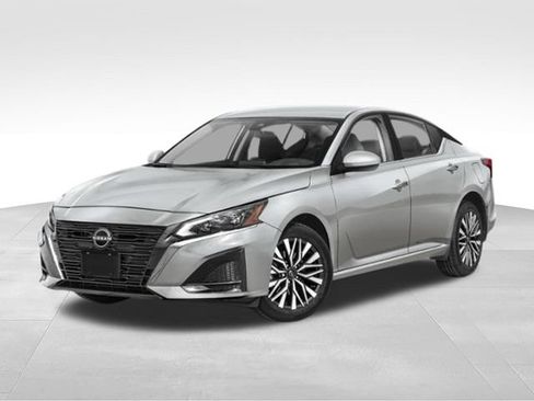 Used 2024 Nissan Altima 2.5 SV FWD image 29