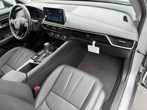 Used 2025 Acura ADX AWD image 13