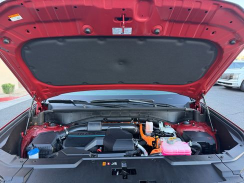 Certified 2025 Hyundai Santa Fe SEL image 23