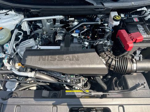 Used 2026 Nissan Rogue SV w/ SV Premium Package FWD image 32