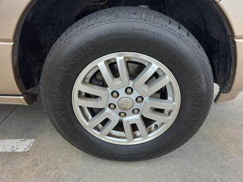 Used 2014 Ford Expedition King Ranch RWD image 31