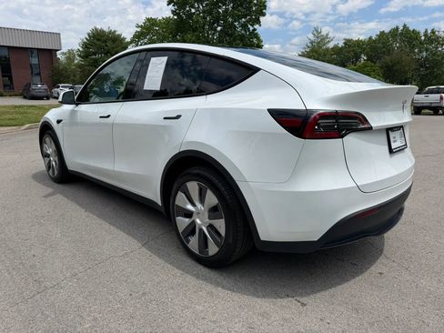 Used 2023 Tesla Model Y Long Range AWD/4WD image 7