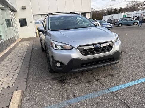 Used 2023 Subaru Crosstrek 2.5i Limited w/ Moonroof Package image 2