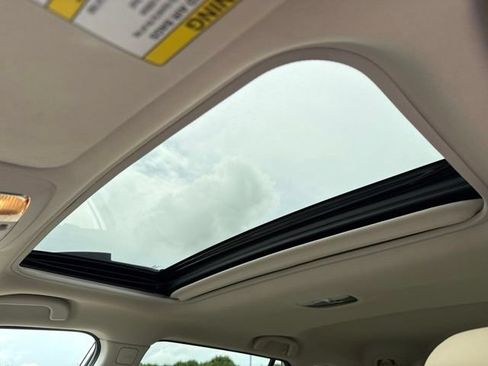 Used 2019 Subaru Outback 2.5i Limited AWD/4WD image 25