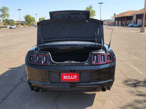 Used 2014 Ford Mustang Convertible RWD image 13