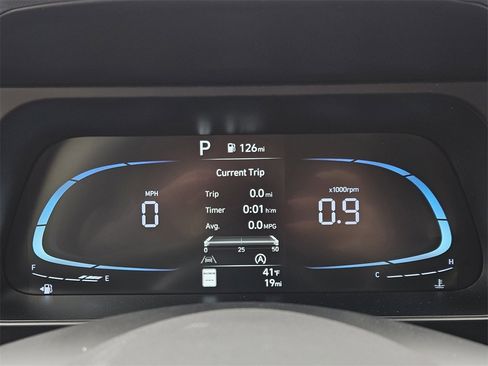 New 2025 Hyundai Elantra SE image 15