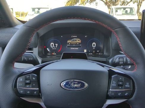 Used 2026 Ford Explorer ST-Line w/ Premium Package RWD image 34