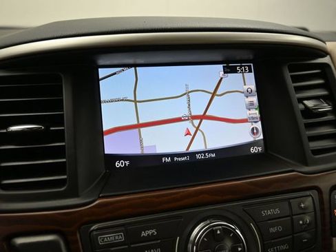 Used 2017 Nissan Pathfinder Platinum FWD image 9