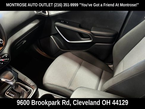 Used 2024 Kia Soul LX w/ Option Group 015 FWD image 17