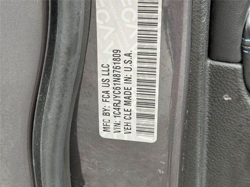 Used 2022 Jeep Grand Cherokee Trailhawk AWD/4WD image 25