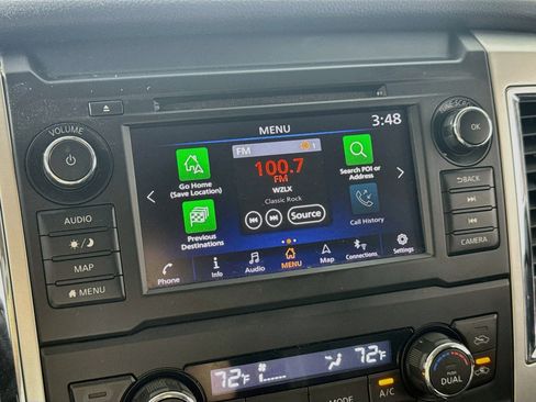 Used 2019 Nissan Titan SV w/ SV Convenience Package image 16