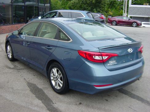 Used 2017 Hyundai Sonata SE image 6
