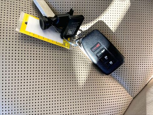 Used 2013 Lexus ES 350 w/ Luxury Pkg image 15