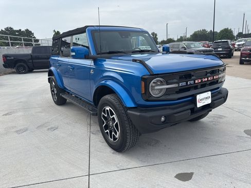 Used 2022 Ford Bronco Outer Banks image 8